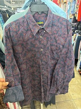 VINTAGE Specialty Collection Men’s Navy Paisley Button-Down Shirt